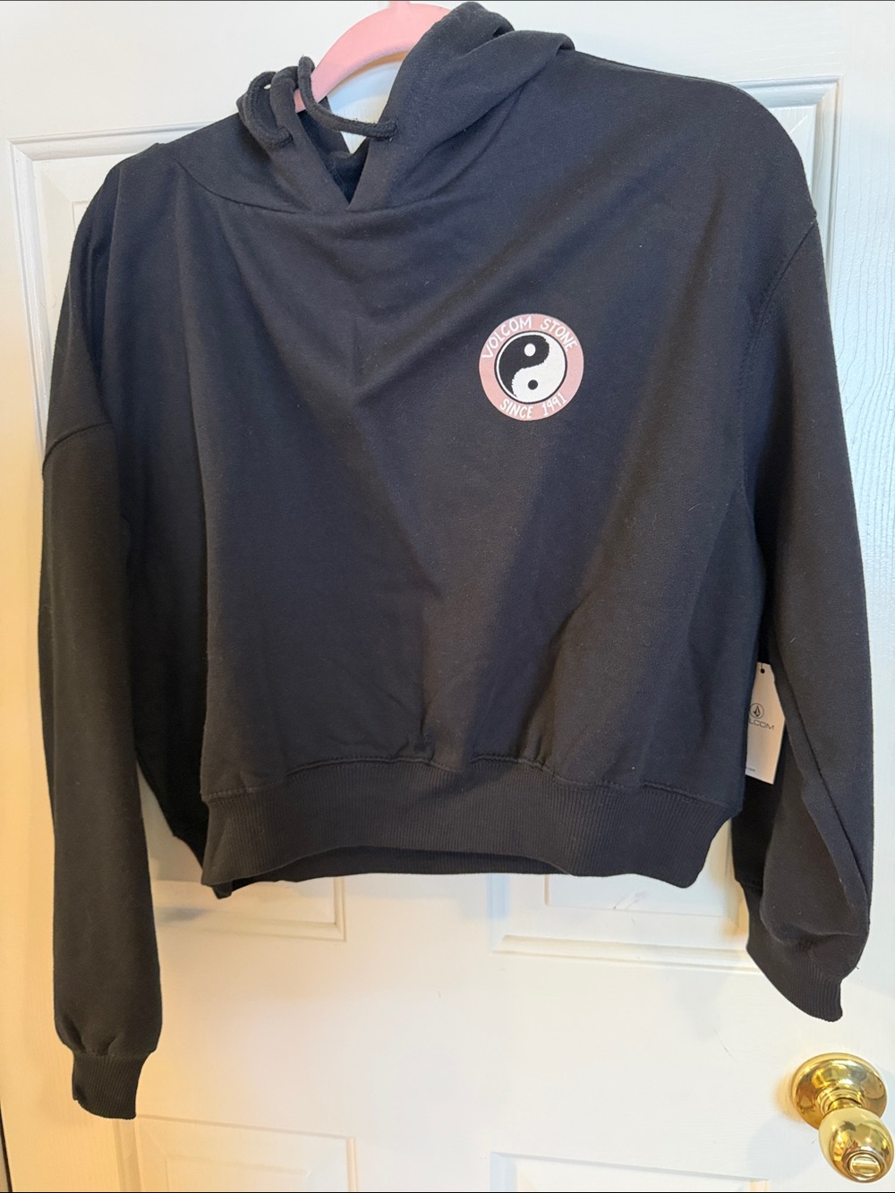 Volcom Black Cropped Sweatshirt with Pink Yin Yang Logo
